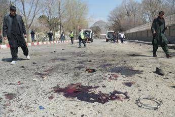 Isis fa strage a Kabul Isis fa strage a Kabul