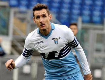 La Lazio cala il poker e vola in zona Champions, Fiorentina travolta La Lazio cala il poker e vola in zona Champions, Fiorentina travolta