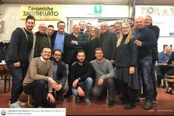 Cena della Lega finisce 'al bagno' Cena della Lega finisce 'al bagno'