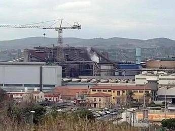 Lucchini, si spegne altorforno di Piombino Lucchini, si spegne altorforno di Piombino