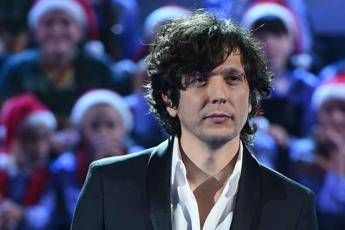 Coronavirus, Ermal Meta: Siamo più stupidi che infetti, stiamo a casa caz..! Coronavirus, Ermal Meta: Siamo più stupidi che infetti, stiamo a casa caz..!