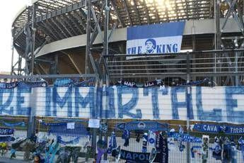 Maradona, a Napoli ecco autocertificazione 'rendo omaggio al Pibe' Maradona, a Napoli ecco autocertificazione 'rendo omaggio al Pibe'
