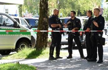 Germania, sparatoria a Monaco: grave una poliziotta Germania, sparatoria a Monaco: grave una poliziotta