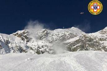 Valanga sul Monte Bianco, morti due sciatori Valanga sul Monte Bianco, morti due sciatori