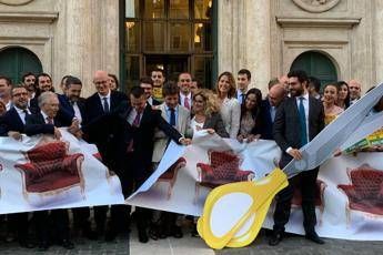 Taglio parlamentari è legge