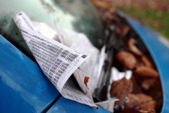 Fermo amministrativo auto: come fare per cancellarlo Fermo amministrativo auto: come fare per cancellarlo