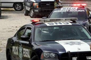 I narcos fanno strage di mormoni: sterminati una decina, anche sei bambini I narcos fanno strage di mormoni: sterminati una decina, anche sei bambini