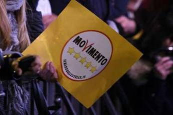 M5S, quattro deputati lasciano il gruppo: chi sono M5S, quattro deputati lasciano il gruppo: chi sono