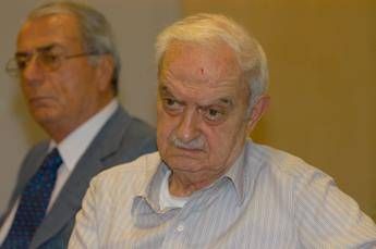 Togliatti, Macaluso: Fondò la democrazia, a lui va dedicata la festa dell'Unità Togliatti, Macaluso: Fondò la democrazia, a lui va dedicata la festa dell'Unità