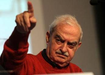 25 aprile, Macaluso: Da ex fascisti e ex uomini governo miserabile tentativo cancellarne senso 25 aprile, Macaluso: Da ex fascisti e ex uomini governo miserabile tentativo cancellarne senso