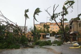 Furia uragano Maria, almeno 15 morti e 20 dispersi in Dominica Furia uragano Maria, almeno 15 morti e 20 dispersi in Dominica