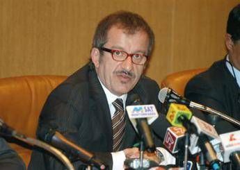 Caso Englaro, Maroni: Lombardia orientata a non ricorrere contro sentenza Tar Caso Englaro, Maroni: Lombardia orientata a non ricorrere contro sentenza Tar