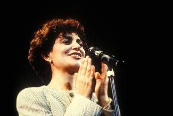 Venti anni fa l'addio a Mia Martini, voce della canzone italiana Venti anni fa l'addio a Mia Martini, voce della canzone italiana