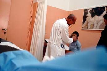 Una Carta per il bimbo che soffre, tempo e sorriso sono parte della cura Una Carta per il bimbo che soffre, tempo e sorriso sono parte della cura