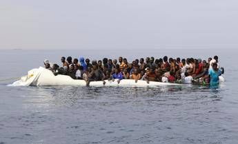 Frontex respinge le accuse: Mai compiuti abusi Frontex respinge le accuse: Mai compiuti abusi