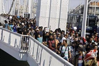 Il parroco di Lampedusa: Governo eviti il solito teatrino Il parroco di Lampedusa: Governo eviti il solito teatrino