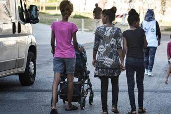 Toscana: obbligo istruzione, intesa su percorsi ad hoc per cittadini stranieri Toscana: obbligo istruzione, intesa su percorsi ad hoc per cittadini stranieri