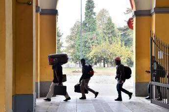 Tasse più alte per chi ospita migranti, l'idea della sindaca Pd Tasse più alte per chi ospita migranti, l'idea della sindaca Pd