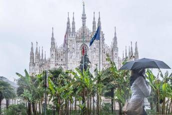 Coronavirus Lombardia, per fase 2 naso e bocca coperti all'aperto