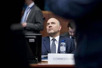 Moscovici: Bene Italia, ma ora riduca il deficit Moscovici: Bene Italia, ma ora riduca il deficit