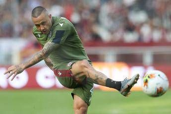 Cagliari sprecone, Lecce di carattere: al Via del Mare finisce 2-2 Cagliari sprecone, Lecce di carattere: al Via del Mare finisce 2-2