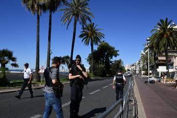 Nizza, presidente della regione aveva scritto a Hollande: Mancano mezzi per la polizia Nizza, presidente della regione aveva scritto a Hollande: Mancano mezzi per la polizia