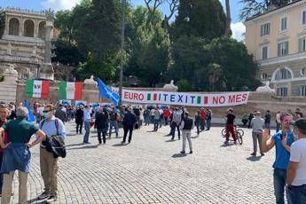 Manifestazione a Roma: Italexit e no euro Manifestazione a Roma: Italexit e no euro