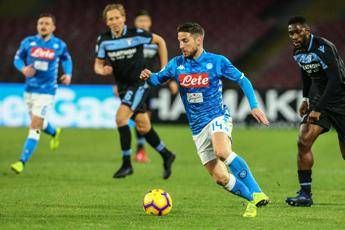 Il Napoli batte la Lazio: ora è a -6 dalla Juve Il Napoli batte la Lazio: ora è a -6 dalla Juve