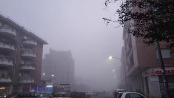 Roma, risveglio nella nebbia /FOTO