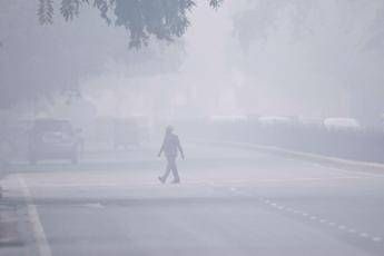 Coronavirus, smog e polveri sottili 'autostrade' per Covid-19