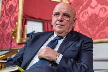 Calabria, obbligo di dimora per il governatore Oliverio Calabria, obbligo di dimora per il governatore Oliverio