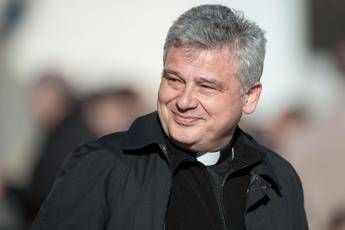 Elemosiniere del Papa: Aprire i monasteri ai profughi Elemosiniere del Papa: Aprire i monasteri ai profughi