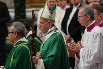 Papa: Basta oppressioni e saccheggi ai popoli e alla terra Papa: Basta oppressioni e saccheggi ai popoli e alla terra