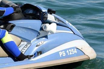 Figlio Salvini su moto d'acqua, procedimento disciplinare per agente Figlio Salvini su moto d'acqua, procedimento disciplinare per agente