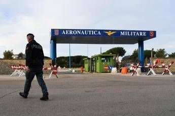 Virus, slitta l'arrivo del volo con gli italiani Virus, slitta l'arrivo del volo con gli italiani