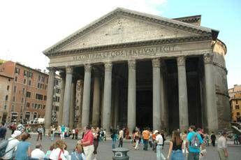 Roma, dissequestrati 3 ristoranti in zona Pantheon Roma, dissequestrati 3 ristoranti in zona Pantheon