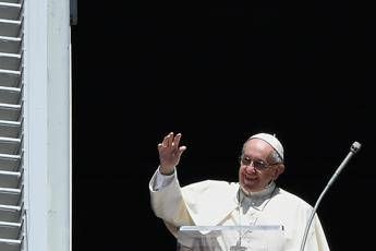Pope Francis has 40 million followers on Twitter Pope Francis has 40 million followers on Twitter