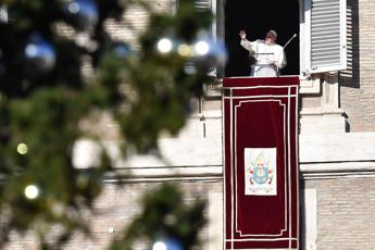 Papa: Festa Santo Stefano ci ricorda i tanti martiri di ieri e di oggi