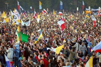 Sardine, endorsement dai Papaboys: In piazza con loro Sardine, endorsement dai Papaboys: In piazza con loro