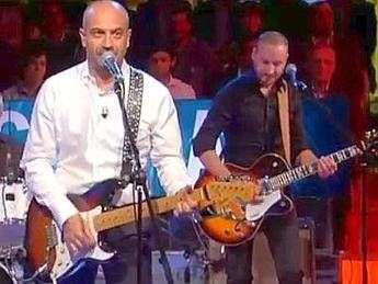 Paragone 'sbarca' a teatro: ''In giro per l'Italia con uno show che racconta la crisi'' Paragone 'sbarca' a teatro: ''In giro per l'Italia con uno show che racconta la crisi''