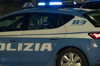 Arrestato nigeriano che ha aggredito agenti a morsi Arrestato nigeriano che ha aggredito agenti a morsi