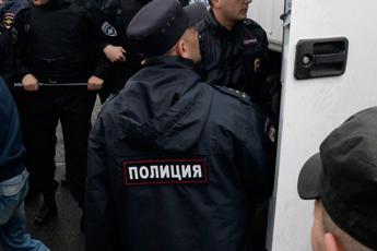 Russia, malore per 3 attivisti vicino Navalny dopo attacco sede Novosibirsk