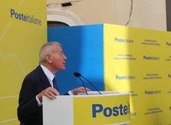 Gianni Letta: Nuovo ufficio Poste 'aiuterà L'Aquila a volare Gianni Letta: Nuovo ufficio Poste 'aiuterà L'Aquila a volare