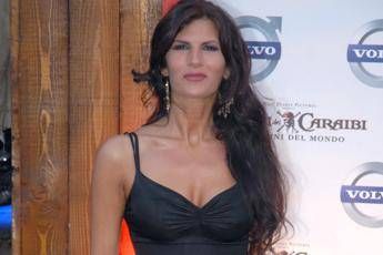 Cecilia Capriotti al 'Gf Vip': ''Pamela Prati caso clinico'' e la showgirl sarda la querela Cecilia Capriotti al 'Gf Vip': ''Pamela Prati caso clinico'' e la showgirl sarda la querela