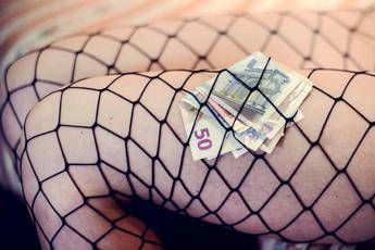 Anche droga e prostituzione fanno la ricchezza del Paese: attività illegali nelle stime del Pil Anche droga e prostituzione fanno la ricchezza del Paese: attività illegali nelle stime del Pil