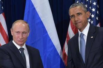 Tensione Usa-Russia, Obama espelle 35 agenti del Cremlino Tensione Usa-Russia, Obama espelle 35 agenti del Cremlino