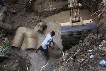 Egitto, statua gigante ritrovata al Cairo non è di Ramses II Egitto, statua gigante ritrovata al Cairo non è di Ramses II