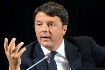 Referendum, Renzi: Se vince il 'no' non è la fine del mondo Referendum, Renzi: Se vince il 'no' non è la fine del mondo
