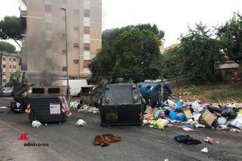 Roma, tensione allo sgombero: 3 arresti Roma, tensione allo sgombero: 3 arresti