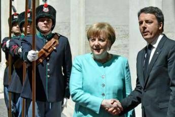 Renzi-Merkel all'Austria: No alla chiusura dei confini Renzi-Merkel all'Austria: No alla chiusura dei confini